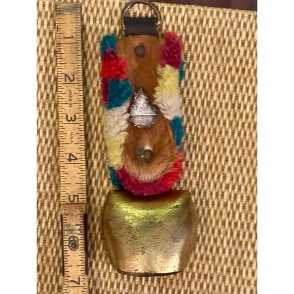 Vintage Traditional Swiss Cowbell with Decorative Strap - Picture 4 of 4